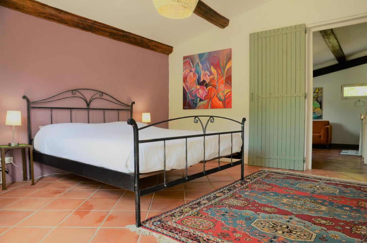 Appartement Domaine Hemmitage à Salernes Extérieur photo