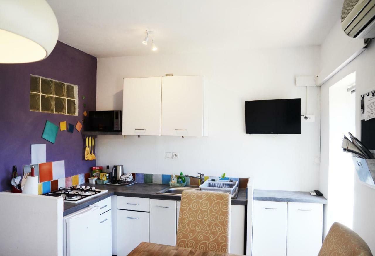 Appartement Domaine Hemmitage à Salernes Extérieur photo
