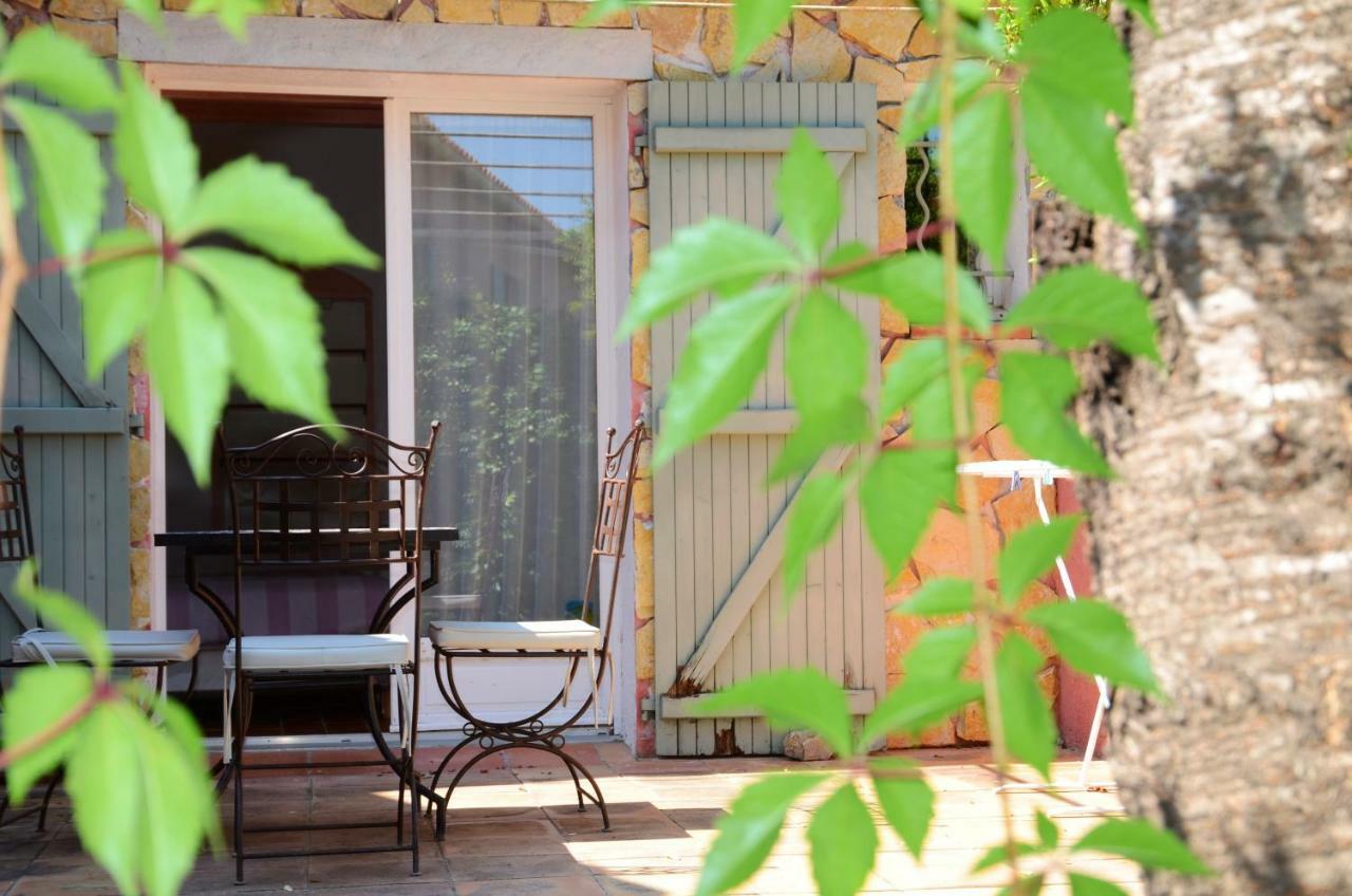 Appartement Domaine Hemmitage à Salernes Extérieur photo