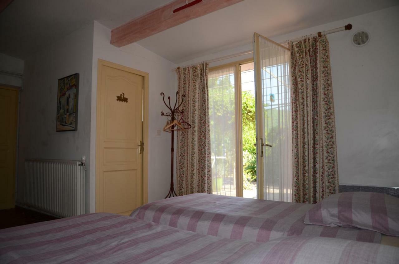 Appartement Domaine Hemmitage à Salernes Extérieur photo