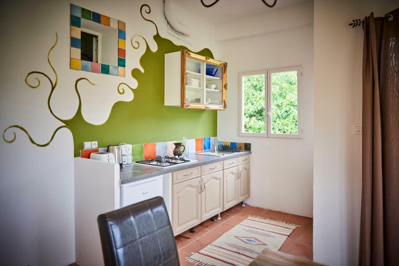 Appartement Domaine Hemmitage à Salernes Extérieur photo