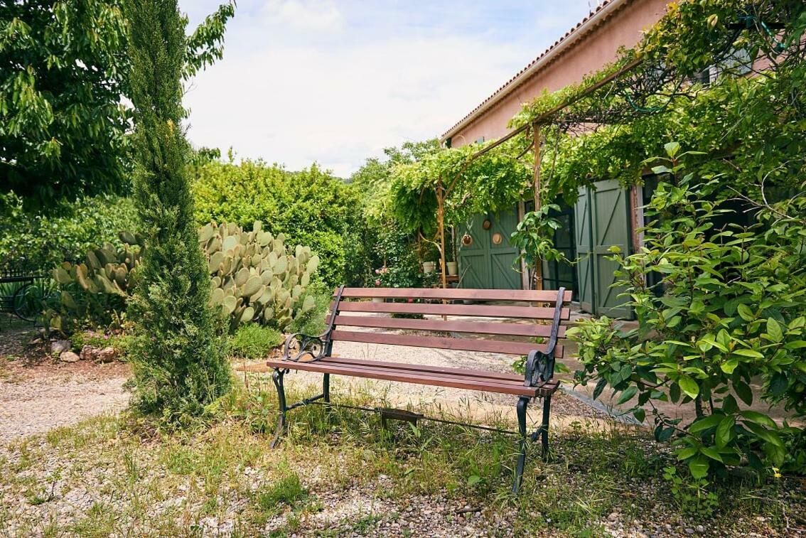 Appartement Domaine Hemmitage à Salernes Extérieur photo