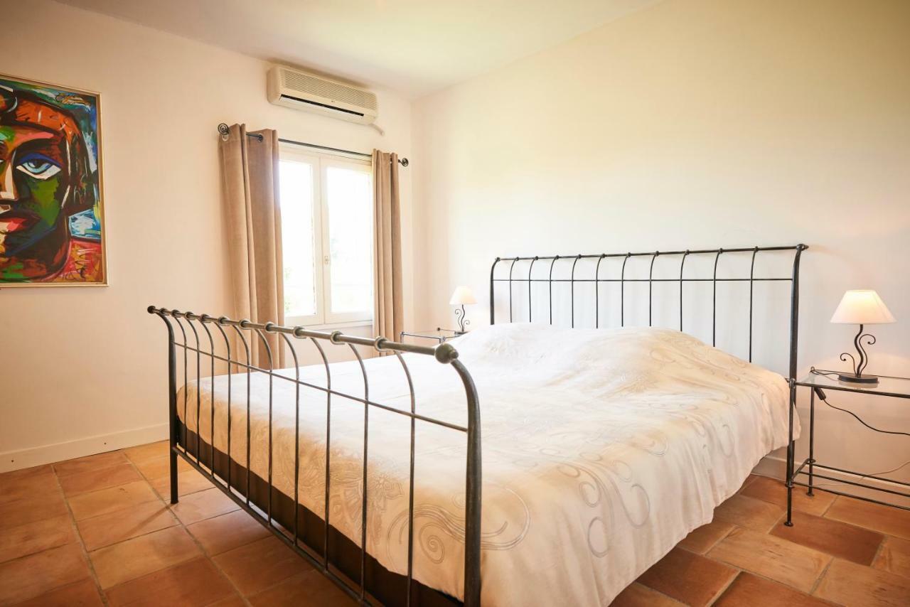 Appartement Domaine Hemmitage à Salernes Extérieur photo