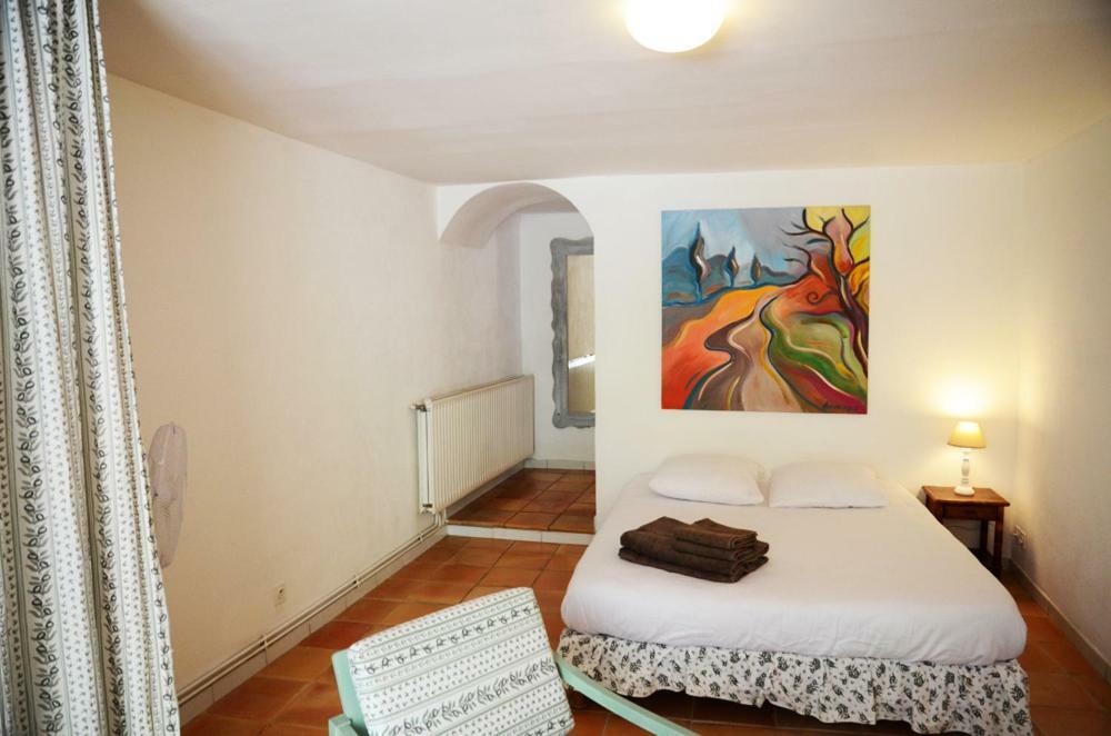 Appartement Domaine Hemmitage à Salernes Extérieur photo